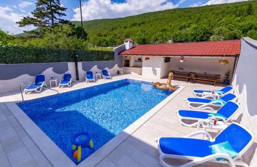 Slivno Villa | VILLA STARS HILL WITH HEATING POOL and JACUZZI - MAKARSKA