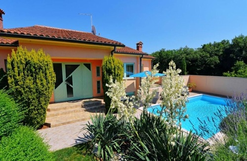 Kapelica House | Villa Steffani in Kapelica, Istrien mit Pool by Interhome