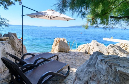 Okrug Donji Villa | Villa Stina