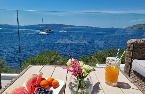 Okrug Donji Villa | Villa Stina