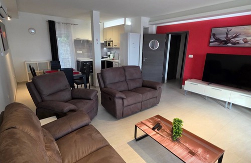Povile House | Villa Sunrise – House with Private Pool and Sea View