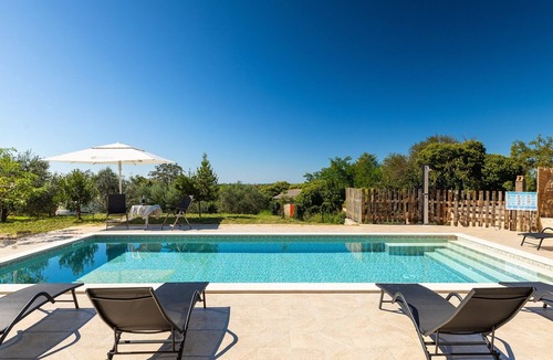 Vizinada Villa | Villa Teta Fumica by Villas Guide