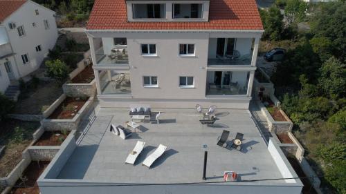 Zrnovo Apartment | Villa Teuta