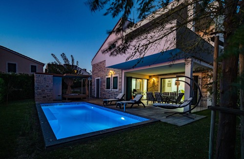 Novalja Villa | Villa Thalia with a private pool