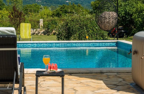 Konavle Villa | Villa Thousand Roses - Four-Bedroom Villa with Terrace and Swimming Pool