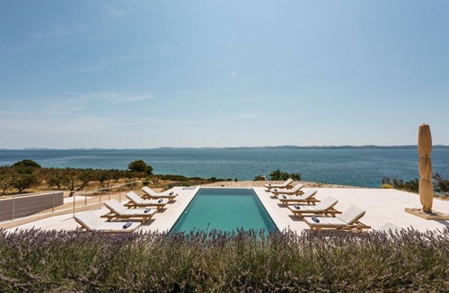 Pasman Villa | Villa Tonka - Five Bedroom Villa, Sleeps 10