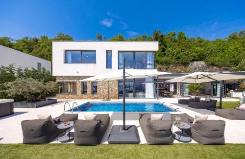 Opatija Villa | Villa Tramontana - Sophisticated Luxury in Opatija