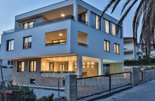Trogir Villa | Villa Trogir Palazio A Spectacular 7 Bedroom Villa 90 Metres To The Sea And Promenade