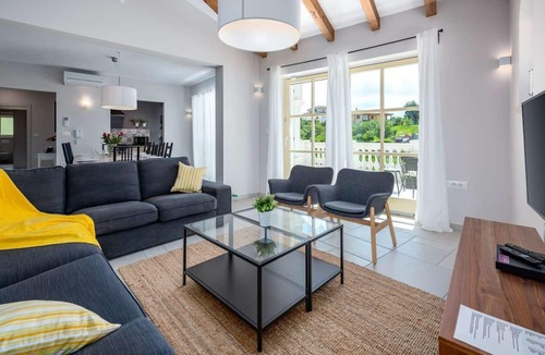Pazin Villa | Villa Valffiorita with swimming pool in center of Istria