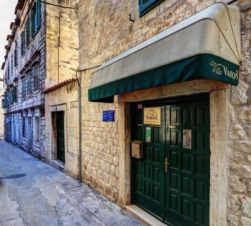 Split House | Villa Varoš-Charming Stone House in Split Old Town