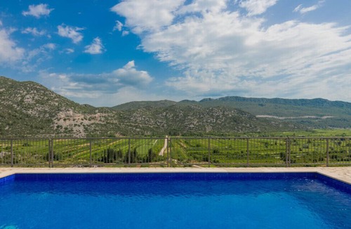 Kula Norinska Villa | Villa Vega - Makarska by Villas Guide