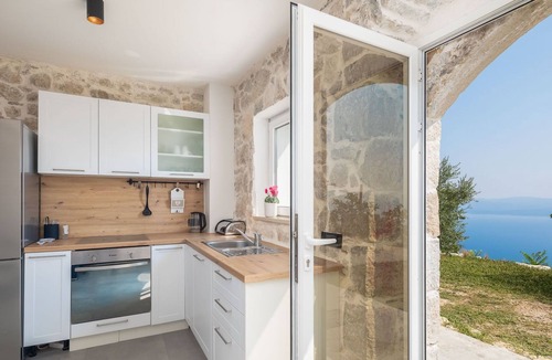 Lokva Rogoznica House | Villa "Villa Vista" mit privatem Pool by Interhome