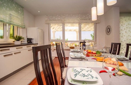 Mravince Villa | Villa Visnja - Six Bedroom Villa, Sleeps 10
