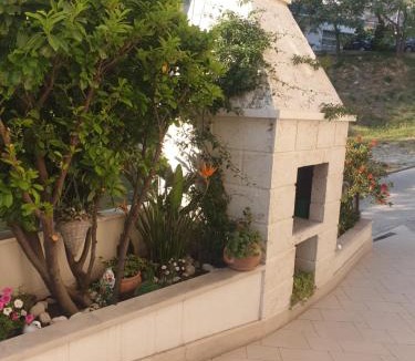 Vrpolje Apartment | Villa Vujcic