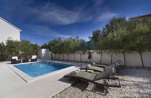 Vinisce Villa | Villa Whispering Bay by MyWaycation