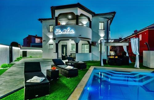 Pula Villa | Villa White