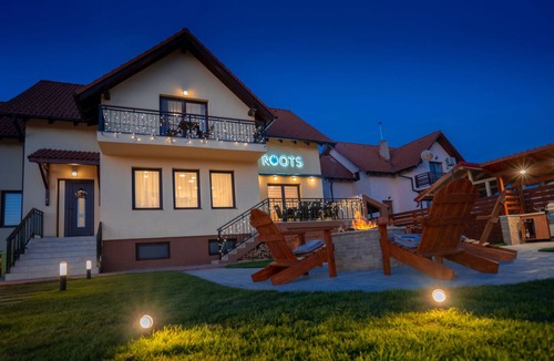 Brasov Villa | Villa with fire pit and mountain view
