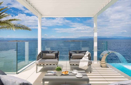 Blato Villa | Villa with infinity pool, jacuzzi and sea views