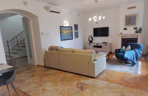 Umag Villa | Villa with pool and sea view