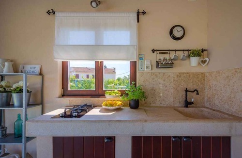 Marcana Villa | Villa with swimming pool and children's playground