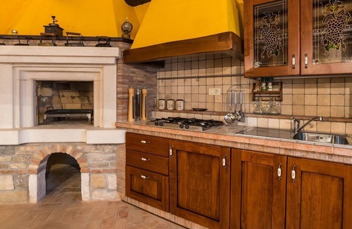 Buje Villa | Villa Zimzelen - Four Bedroom Villa, Sleeps 10