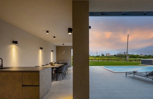 Brtonigla Villa | VILLAS PRIMA FOR LARGE GROUPS