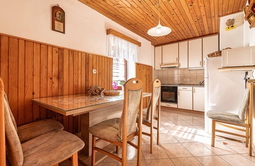 Crnomelj Apartment | Vineyard Suite Kolpa Zupančič A, Stari Trg ob Kolpi, Slovenia