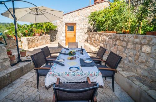 Kolocep Island House | Vintage house Kolocep