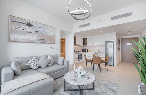 Za'abeel 2 Apartment | Vogue, Downtown with Easy Access to Dubai Mall