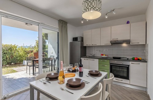 Brzac Apartment | Wabi Sabi Apt1 Pool & Garden, Brzac, Croatia