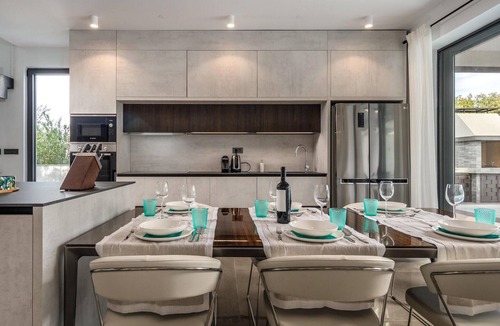 Porat House | Wake up in the morning to magnificent sea views in this luxury vacation home.