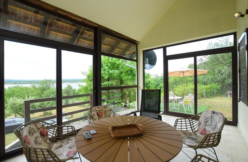 Kladovo Villa | Weekendaya