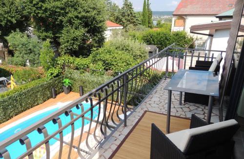 Vantacici Villa | Welcoming Villa in Vantačići with Pool and Sea View