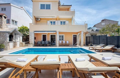 Razanj Villa | Whole house on 3 floors with heated swimming pool in complete only 70 m from sea