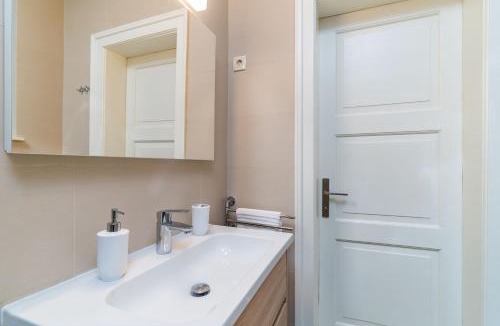 Gruz Apartment | windrose apartment