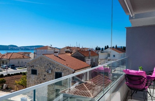 Trogir Apartment | Wohnung Lana by Interhome