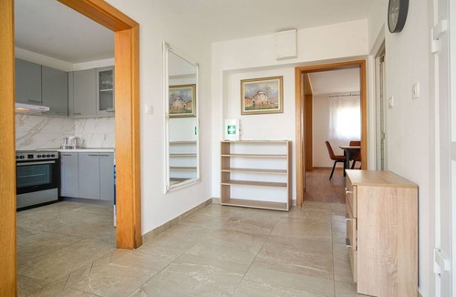 Duga Resa House | Wonderful private villa for 7 people with WIFI, hot tub, TV, patio, pets allowed and panoramic v.