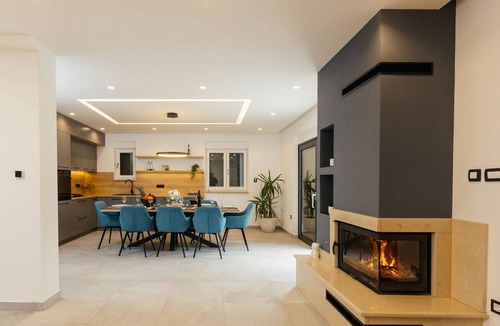 Prolozac House | Wonderful private villa for 10 guests with A/C, internet, private pool, TV, terrace and pets all.