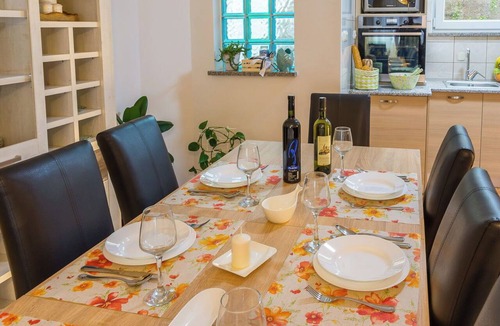 Jurdani Villa | Wonderful private villa with hot tub, WIFI, A/C, sauna, private pool, terrace and pets allowed