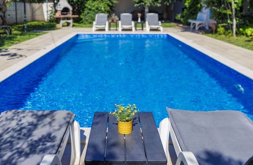 Murine House | Wonderful private villa for 14 guests with WIFI, A/C, private pool, TV and terrace