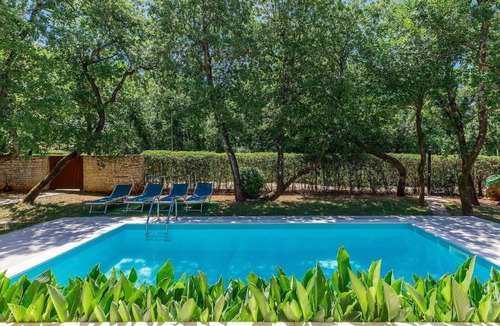 Babici House | Wonderful private villa for 4 people with A/C, private pool, WIFI, TV, terrace and pets allowed