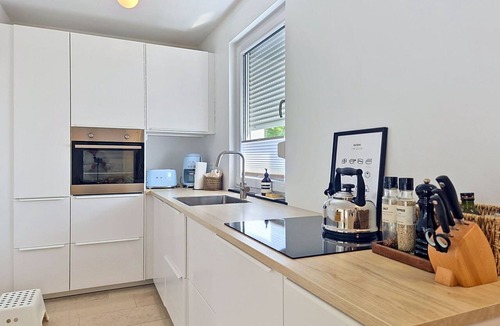 Fiorini House | Wonderful private villa for 10 guests with A/C, WIFI, private pool, TV and terrace