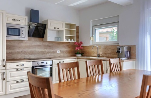 Gajana Villa | Wonderful private villa for 8 guests with A/C, WIFI, private pool, TV, terrace and pets allowed