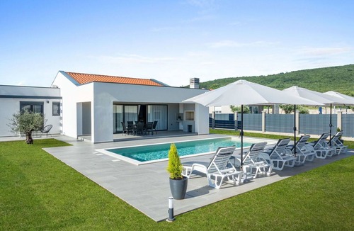 Brgod House | Wonderful private villa for 8 people with A/C, private pool, WIFI, TV and terrace
