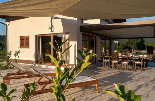 Fuzine House | Wonderful private villa for 4 guests with hot tub, WIFI, A/C, TV, terrace and pets allowed