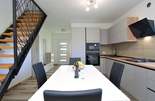 Sonkovic House | Wonderful private villa for 8 people with A/C, WIFI, private pool, TV and terrace