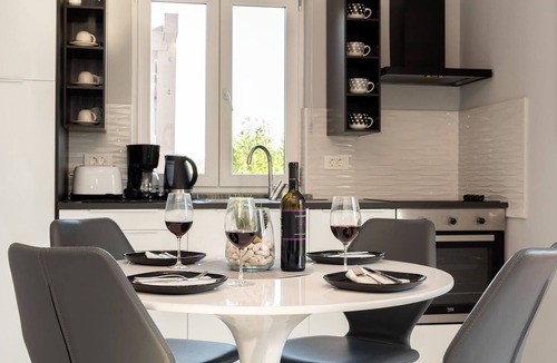 Ravni House | Wonderful Sea View - Holiday Home Alis