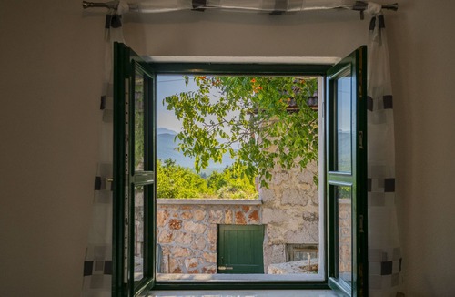 Slivno House | Wonderful small villa in Dalmatian Zagora with pool