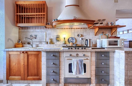 Vardica House | Wonderful villa for 3 guests with WIFI, A/C, terrace and panoramic view