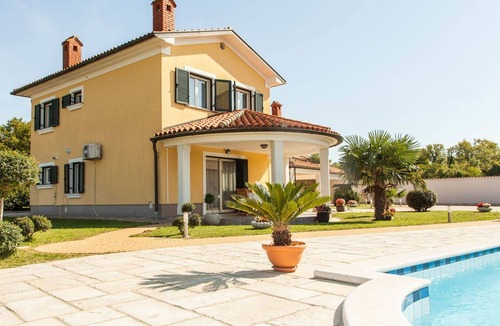 Trgetari House | Wonderful villa for 5 guests with A/C, WIFI, private pool, TV and terrace